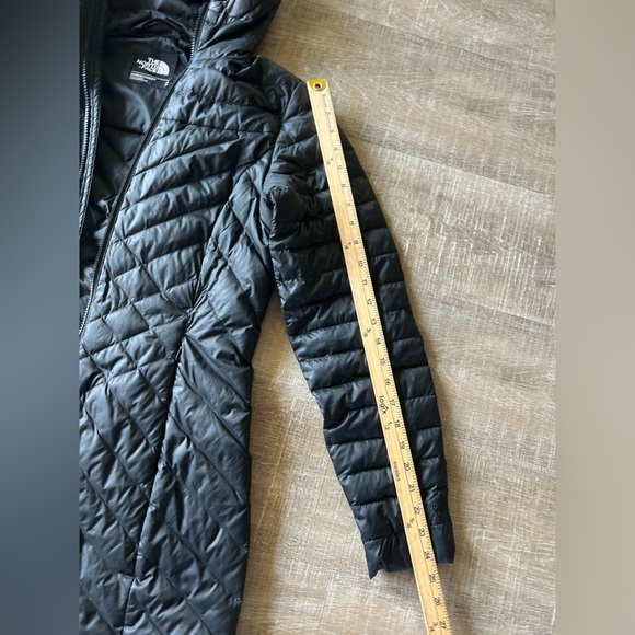 ▶️ The North Face TNF 700 Down Puffer coat Women’s Small black jacket hooded - Picture 10 of 16